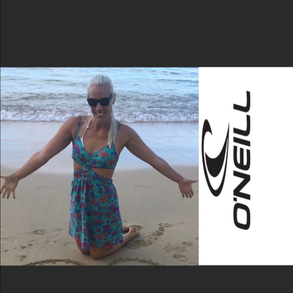 Donated

O'Neill dress - Picture 2 of 8